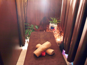 東京池袋　筋膜リリース　美容矯正サロン